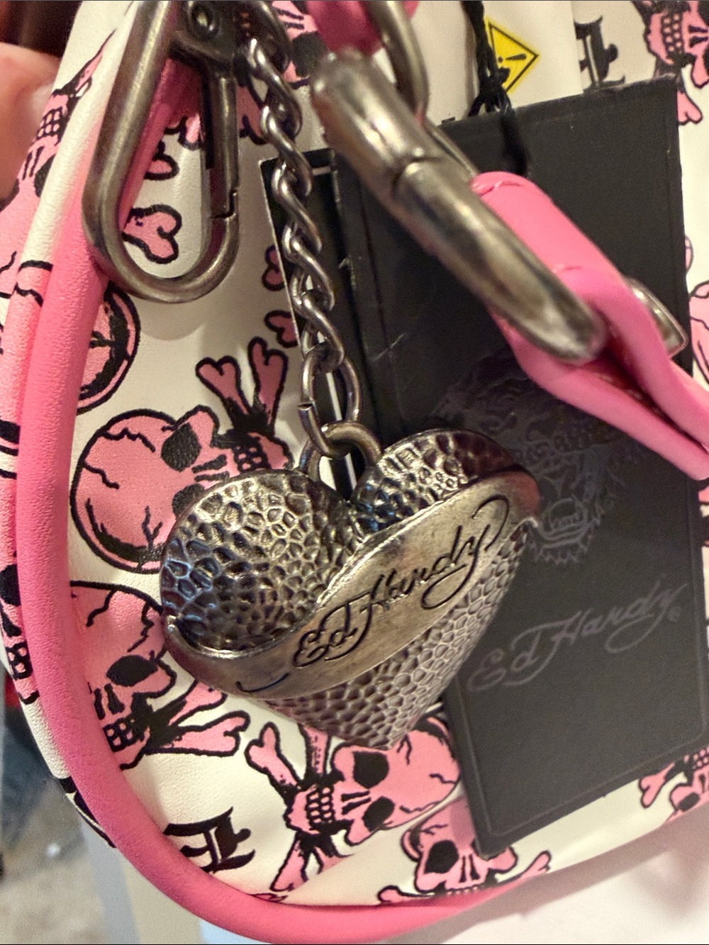 Ed Hardy Skull-Print Bag with Floating Skull Watch - Picture 5 of 8